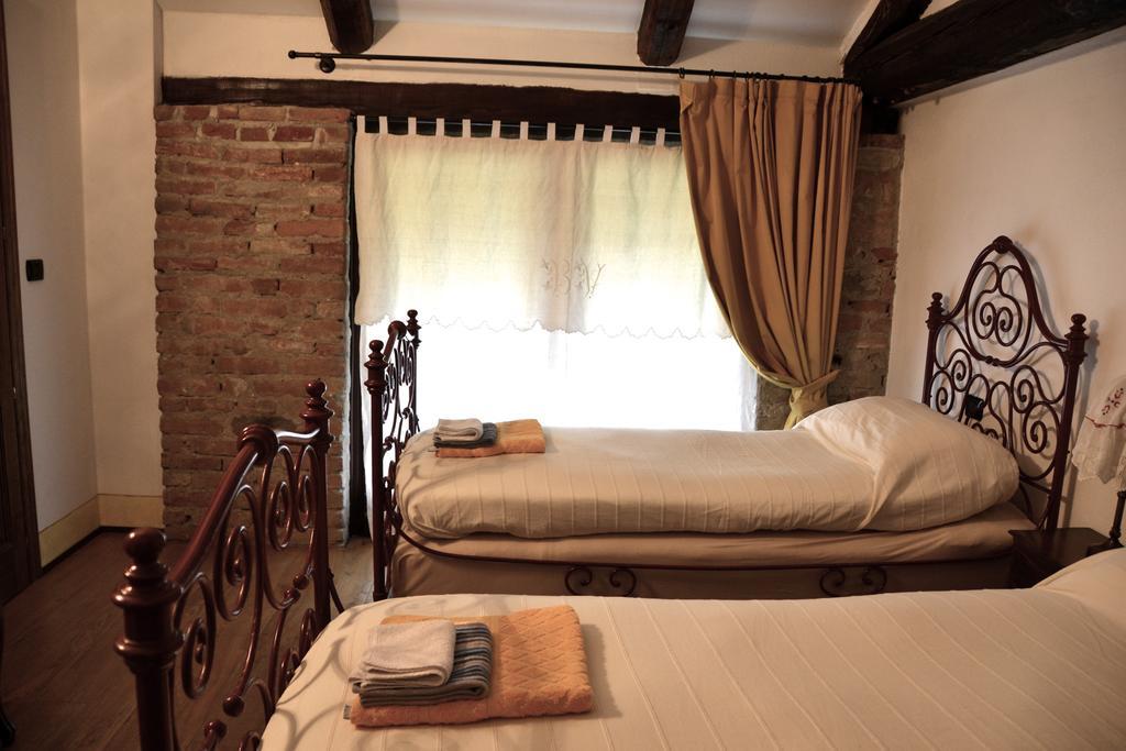 Agriturismo La Pieve Dogliani Room photo